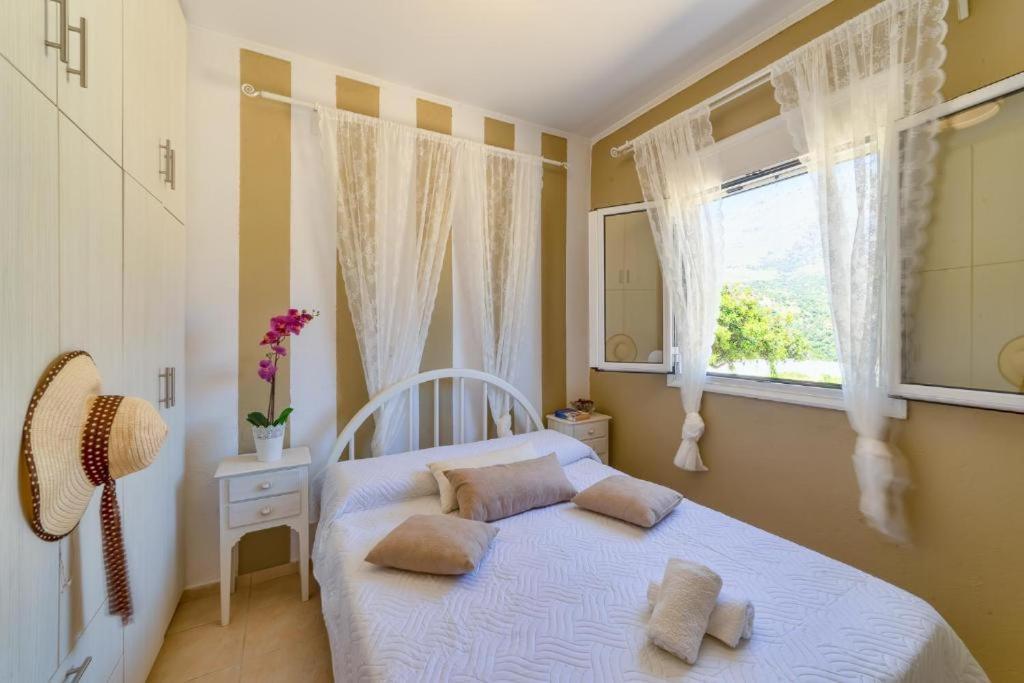 Appartement Emmanuela House With Garden & Sea View - Triopetra