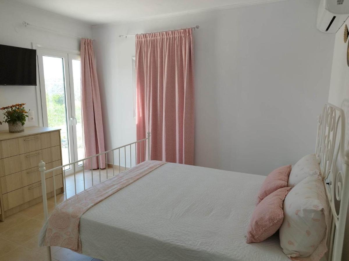 Emmanuela House With Garden & Sea View -