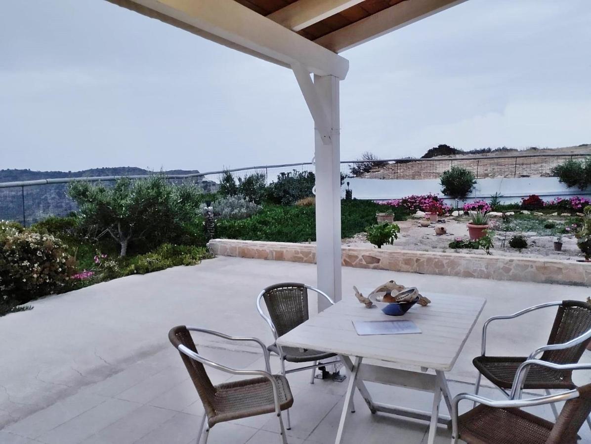 Emmanuela House With Garden & Sea View - Apartment